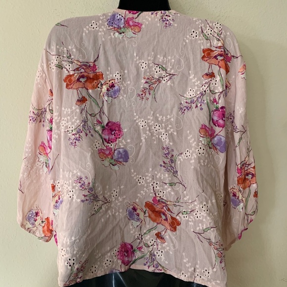 Lovestitch Aliyah Kimono Sleeve Tie Front Pink Floral V Neck Top